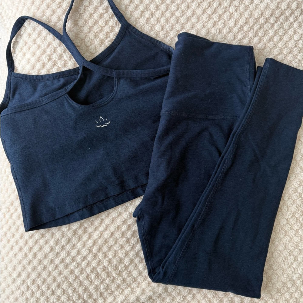 Beyond Yoga Navy Blue Sports Bra and Leggings Set